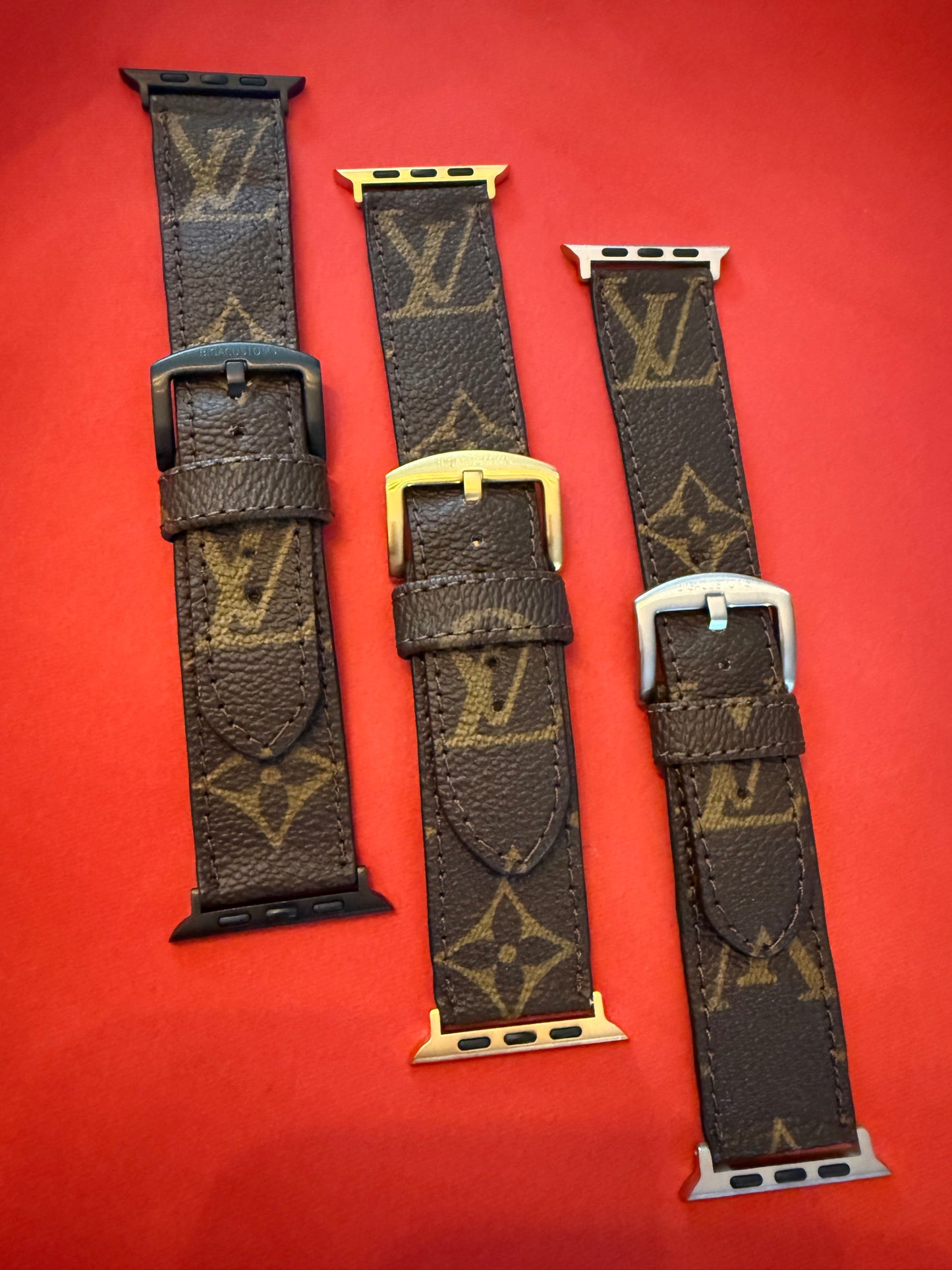 Custom Apple Watch brown monogram